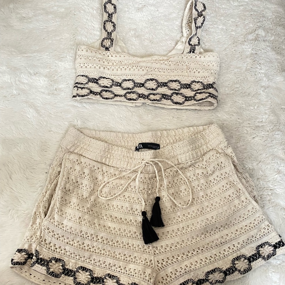 Zara crochet set
